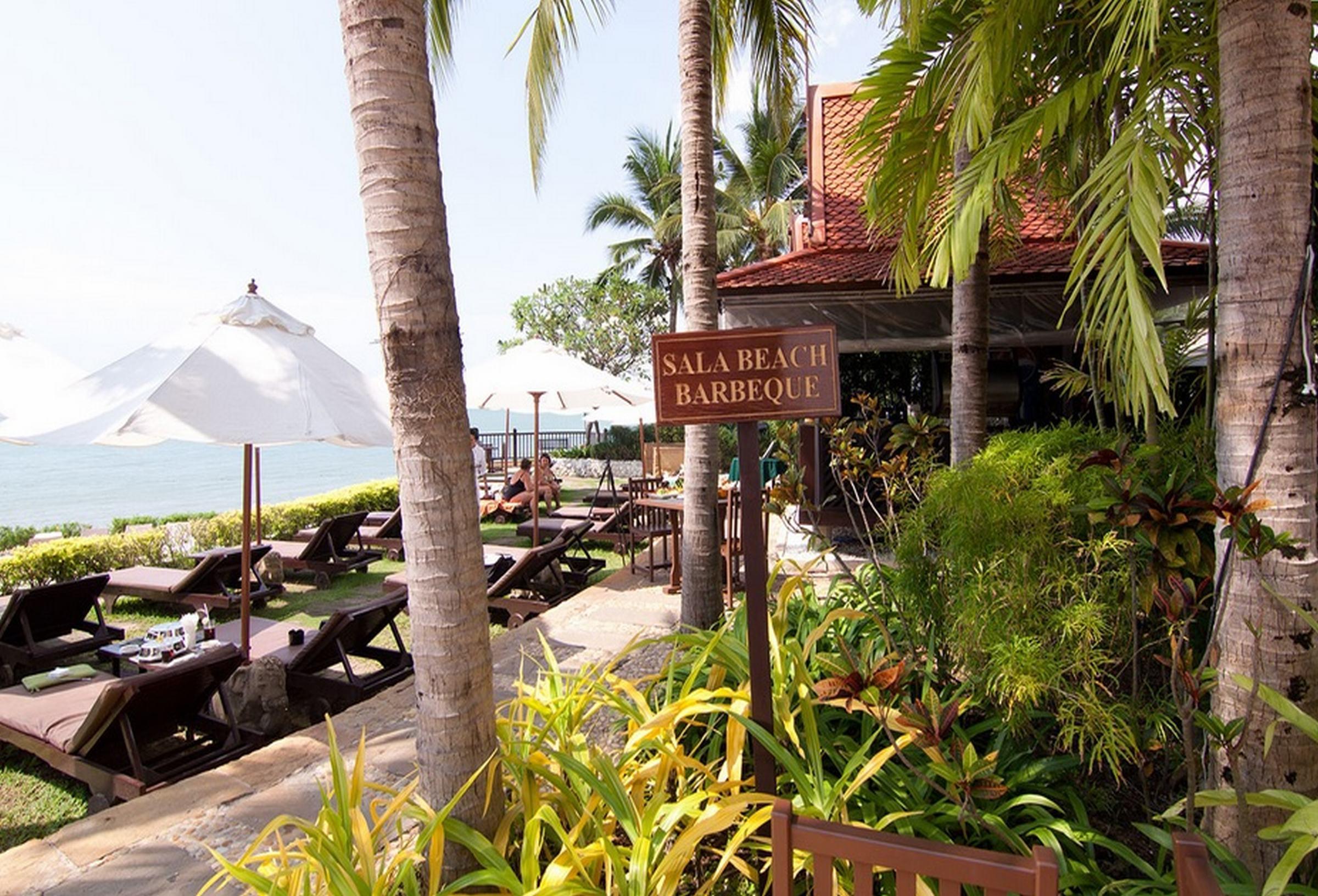 Garden Cliff Resort And Spa Патая Екстериор снимка
