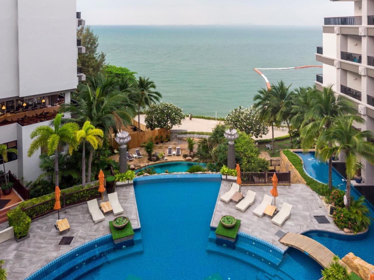 Garden Cliff Resort And Spa Патая Екстериор снимка