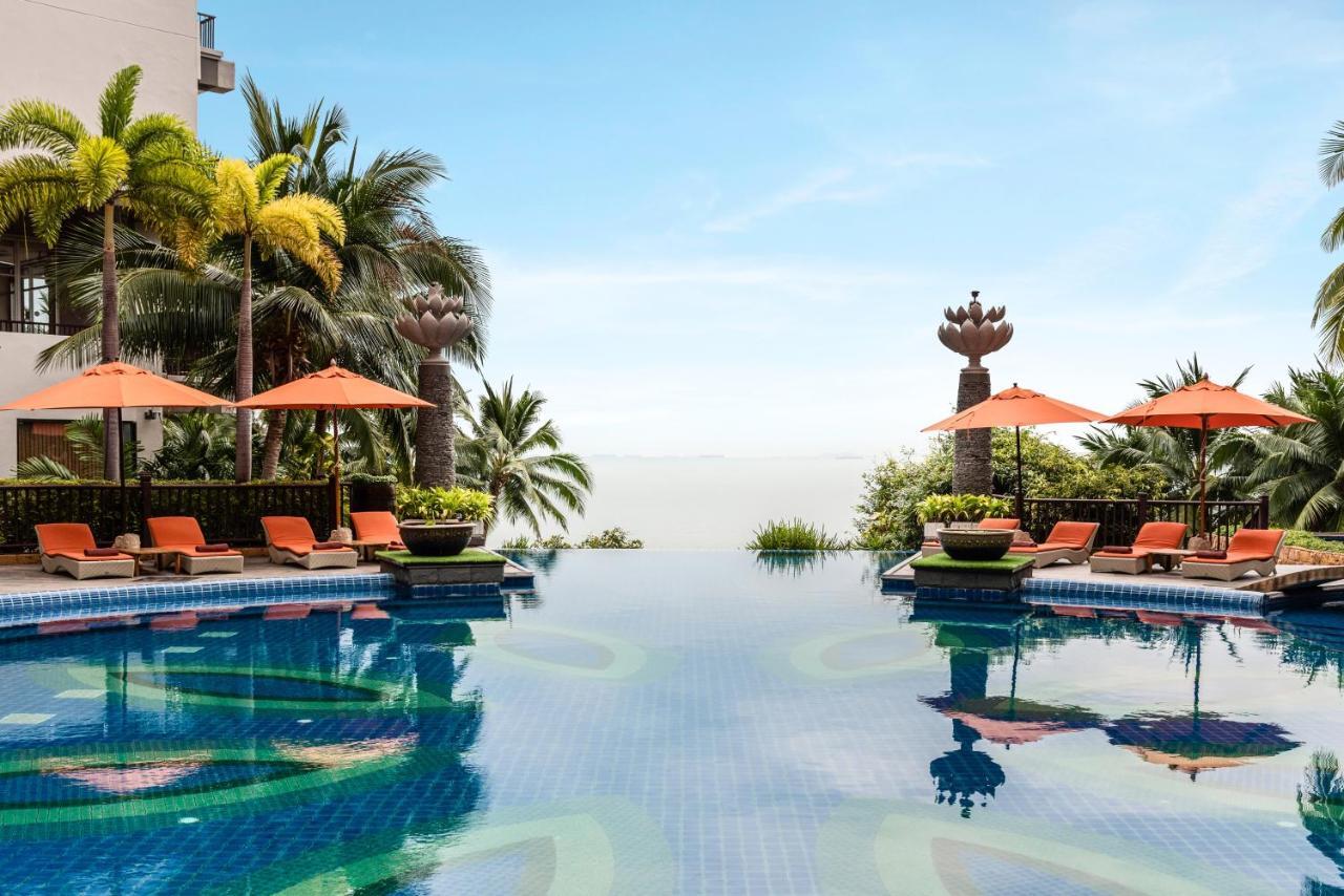 Garden Cliff Resort And Spa Патая Екстериор снимка